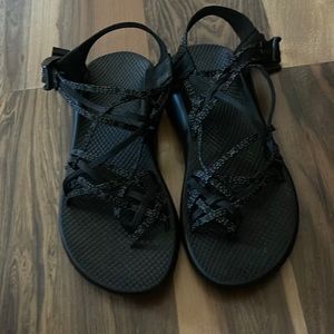 Black chacos